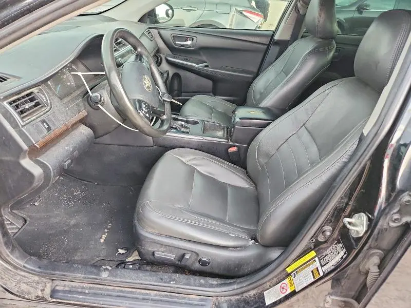 2015 TOYOTA CAMRY LE  