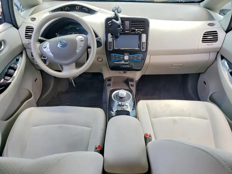 2014 NISSAN LEAF SV  