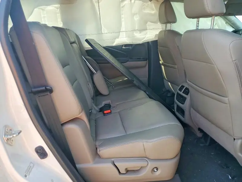 2016 HONDA PILOT EXL  