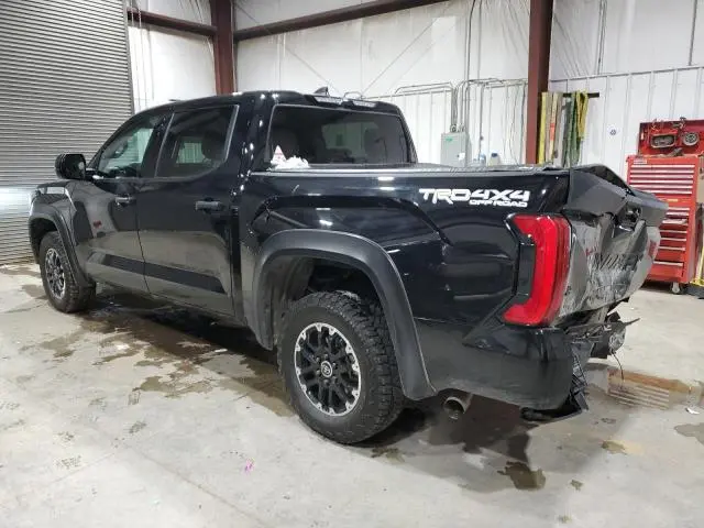 2024 TOYOTA TUNDRA CREWMAX SR  