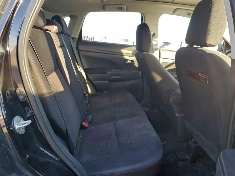 2013 MITSUBISHI OUTLANDER SPORT SE  