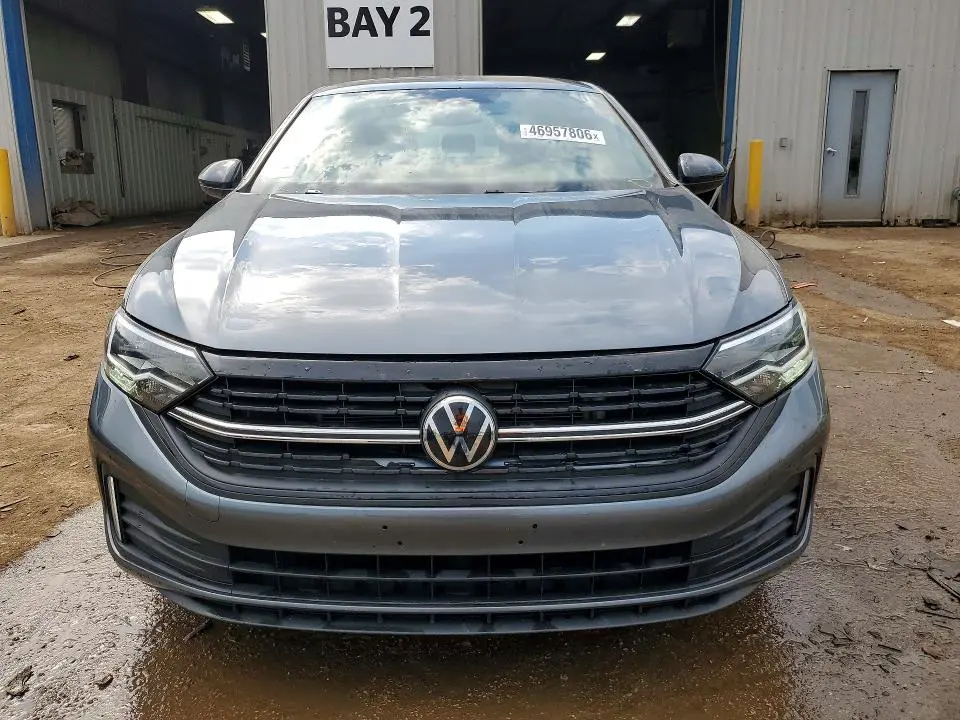 2023 VOLKSWAGEN JETTA SPORT  