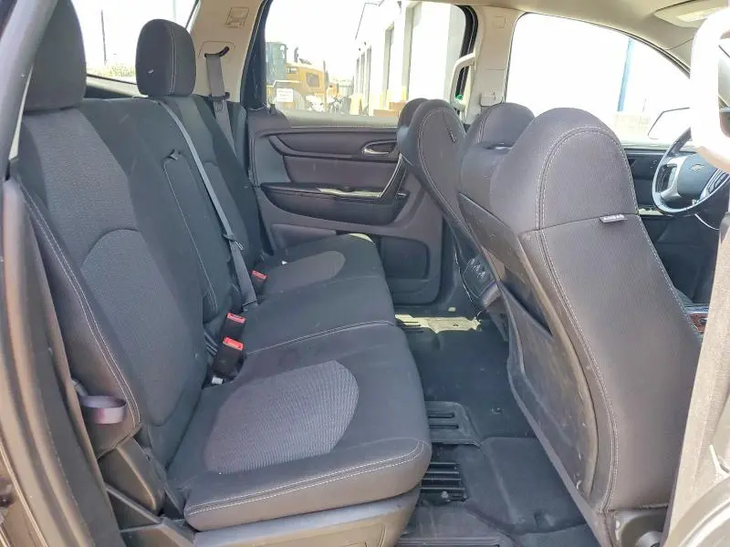 2014 CHEVROLET TRAVERSE LT  