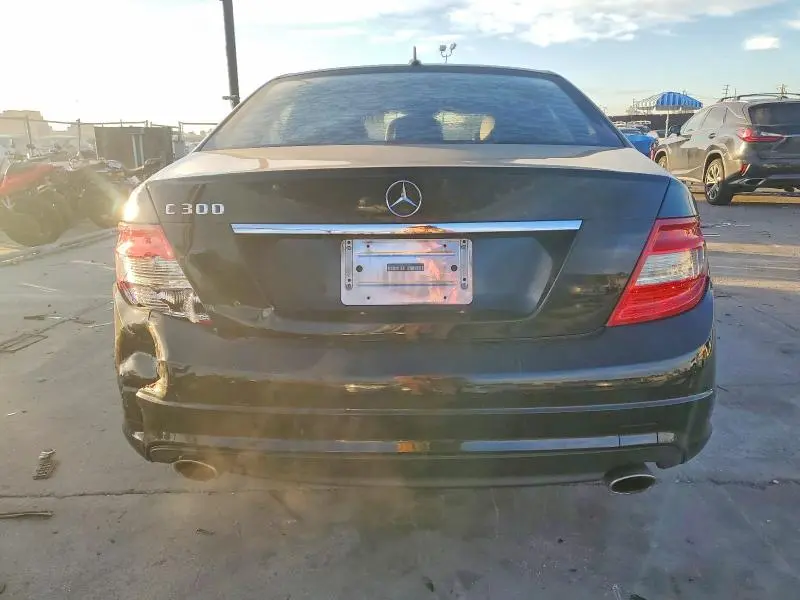 2011 MERCEDES-BENZ C 300  
