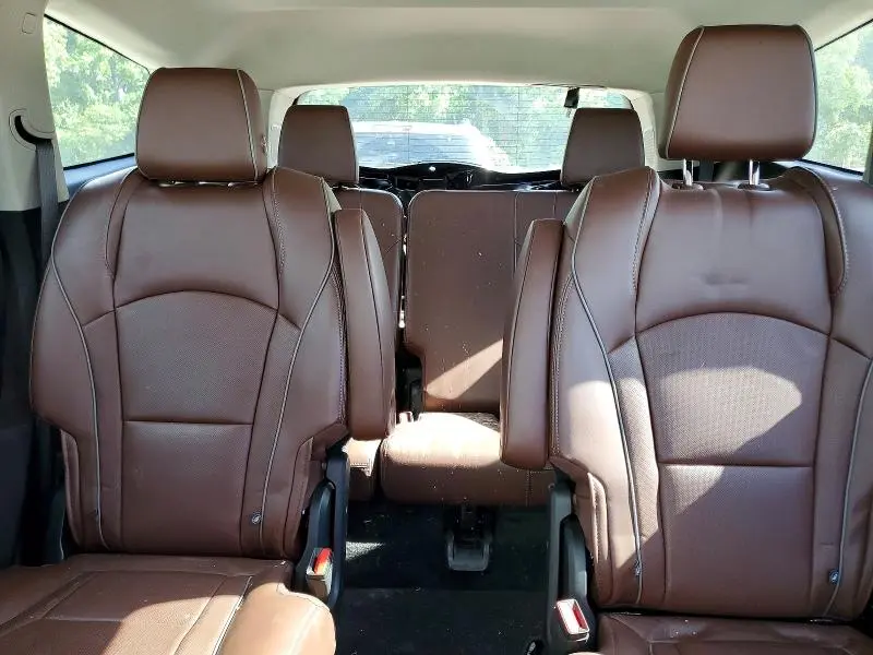 2018 BUICK ENCLAVE AVENIR  