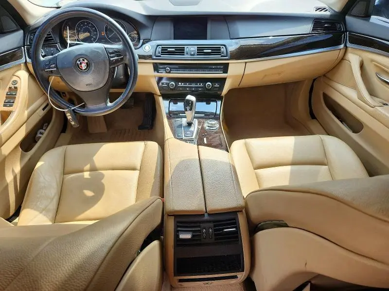 2011 BMW 528 I  