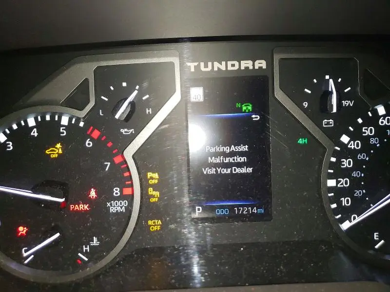 2023 TOYOTA TUNDRA SR5  