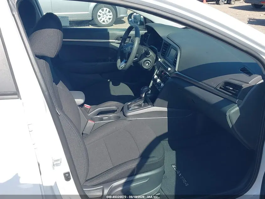 2020 HYUNDAI ELANTRA SE