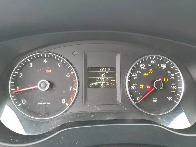 2012 VOLKSWAGEN JETTA SE  