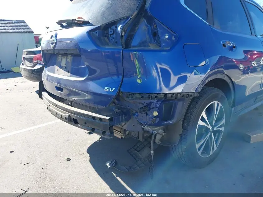 2019 NISSAN ROGUE SV