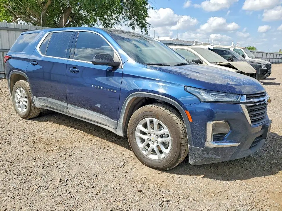 2023 CHEVROLET TRAVERSE LS  