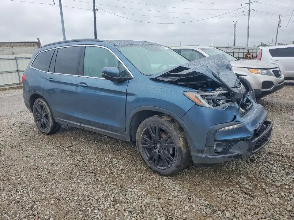 2021 HONDA PILOT SE  