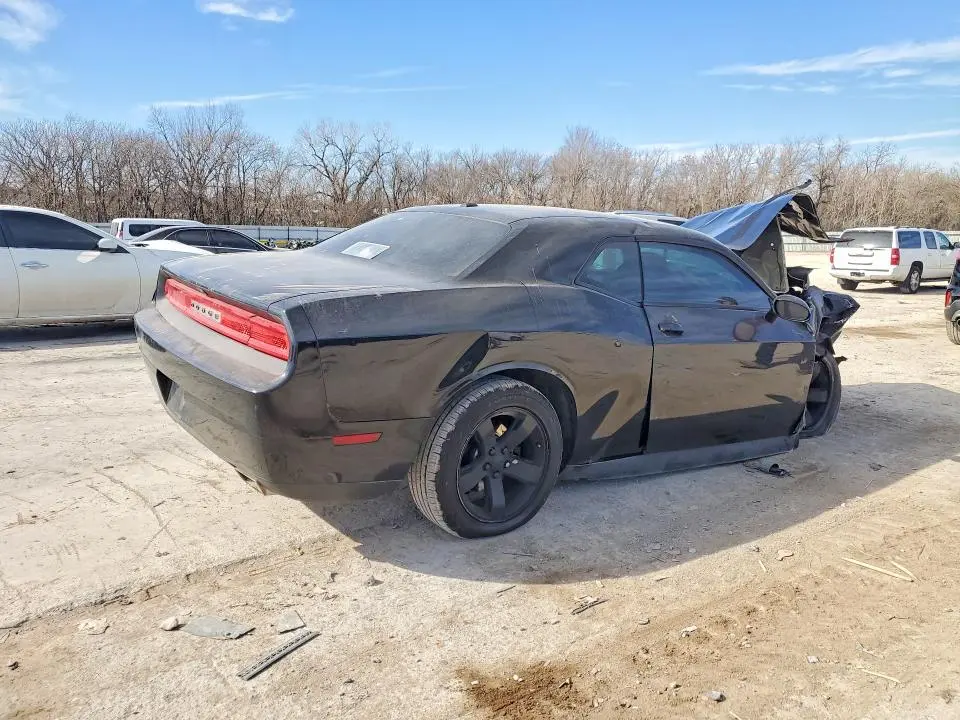 2013 DODGE CHALLENGER SXT  