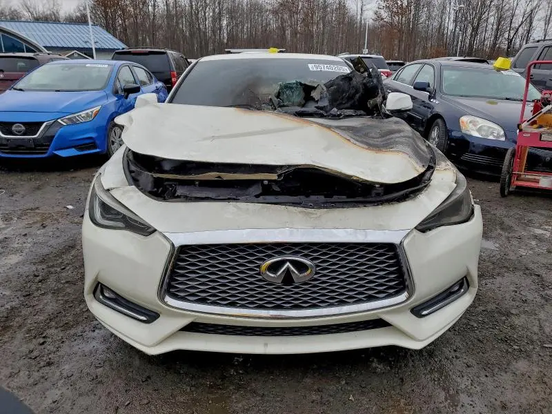 2017 INFINITI Q60 PREMIUM  