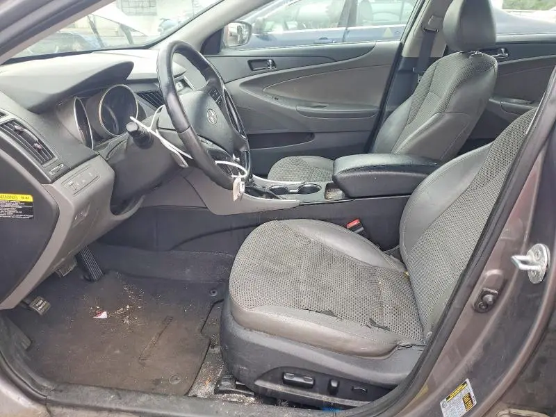 2012 HYUNDAI SONATA SE  