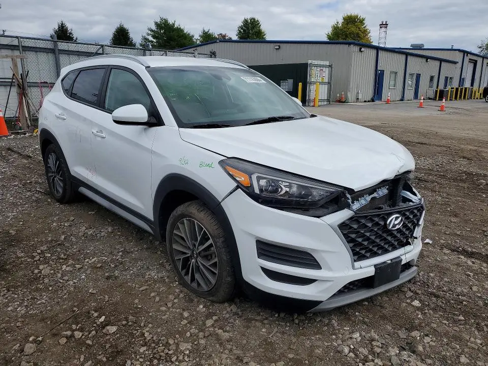 2020 HYUNDAI TUCSON SEL  