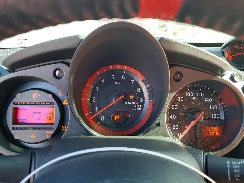 2017 NISSAN 370Z NISMO TECH  