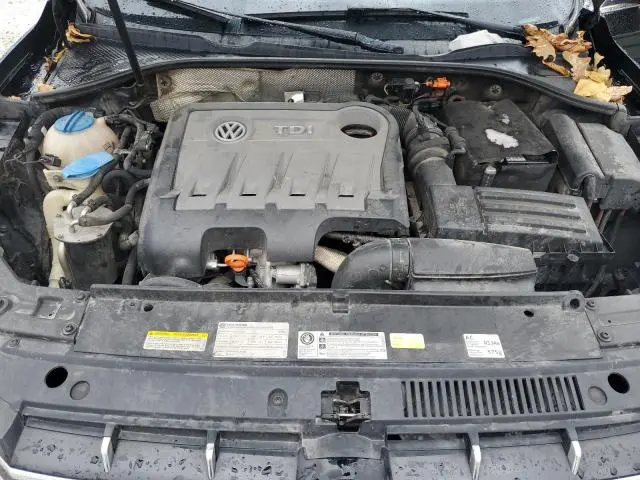 2013 VOLKSWAGEN PASSAT SEL  