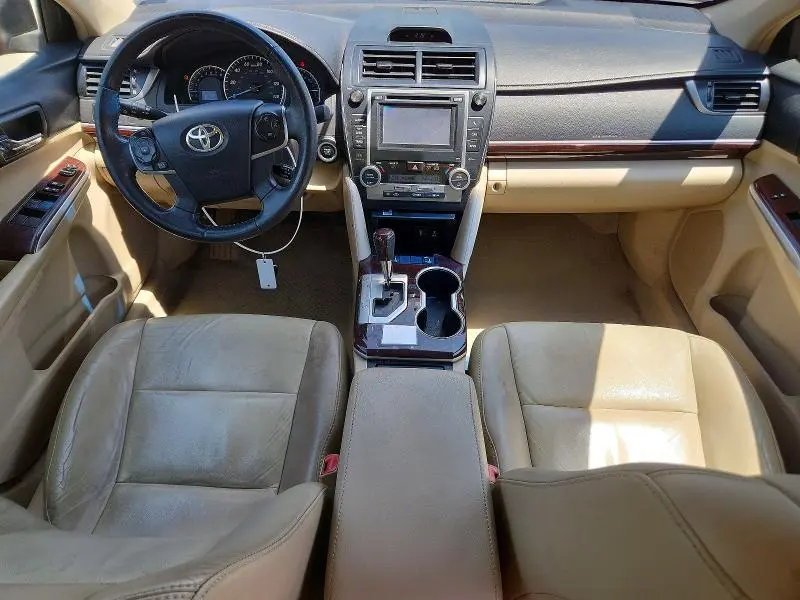 2012 TOYOTA CAMRY XLE  