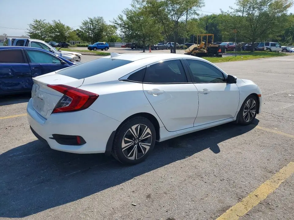 2017 HONDA CIVIC EX  