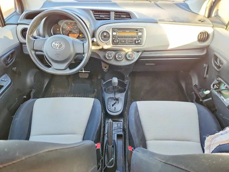 2012 TOYOTA YARIS 5-DOOR L  