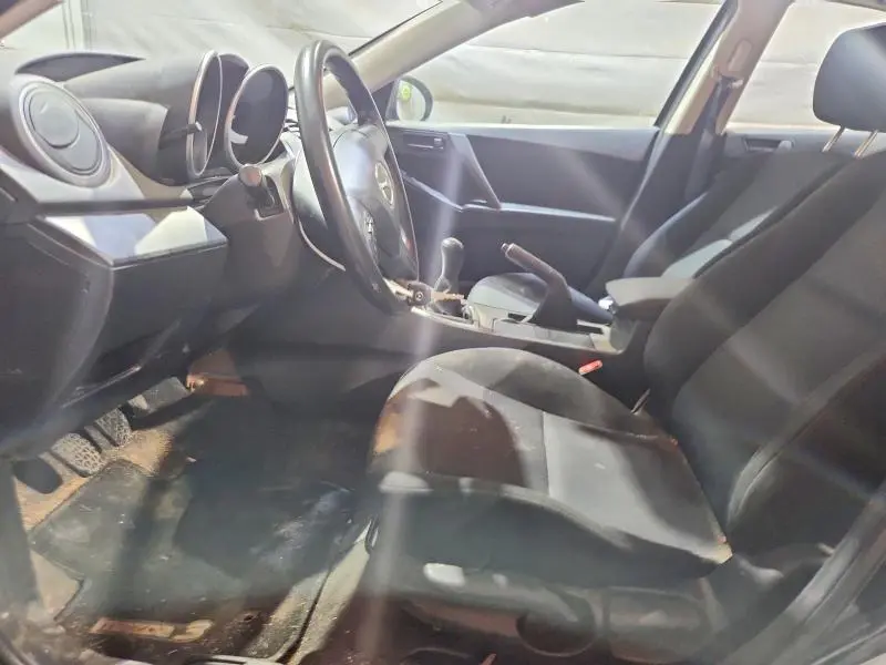 2010 MAZDA 3 I  