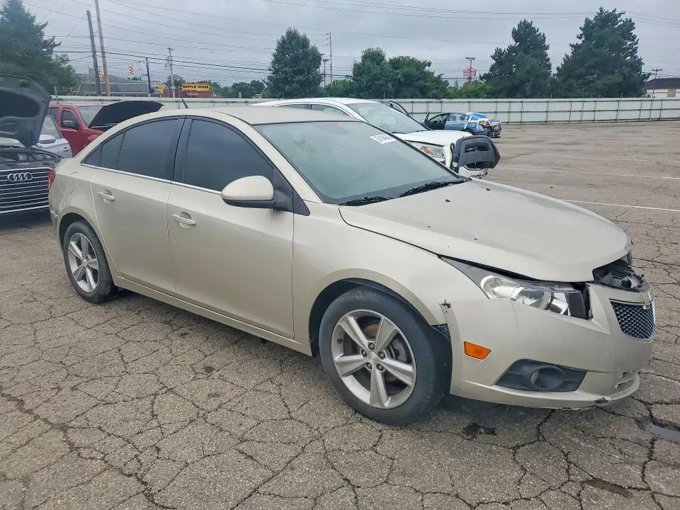 2014 CHEVROLET CRUZE LT  