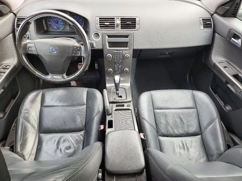 2010 VOLVO S40 T5  