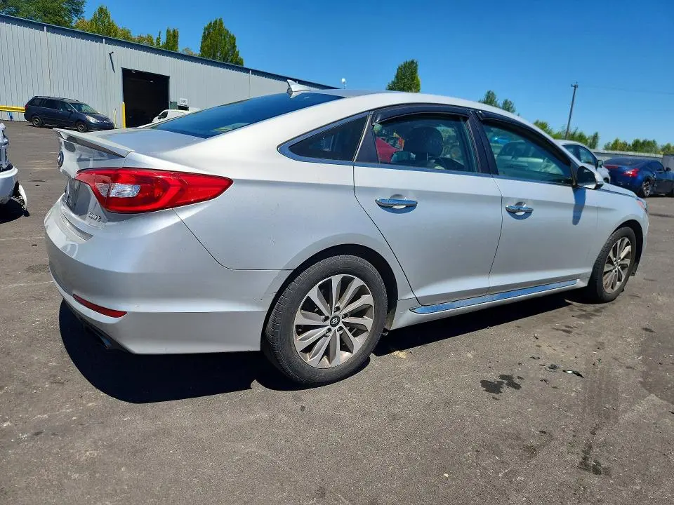 2015 HYUNDAI SONATA SPORT  