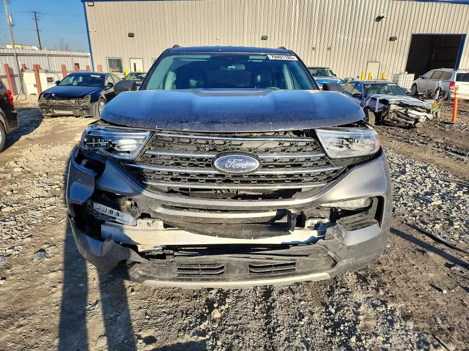 2022 FORD EXPLORER XLT  
