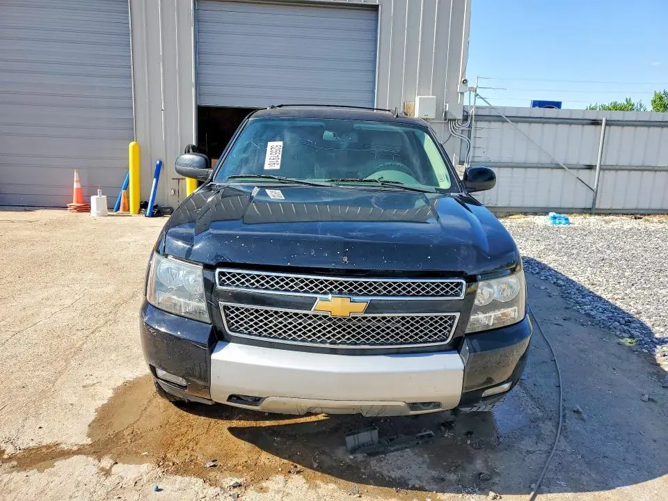 2012 CHEVROLET SUBURBAN K1500 LT  