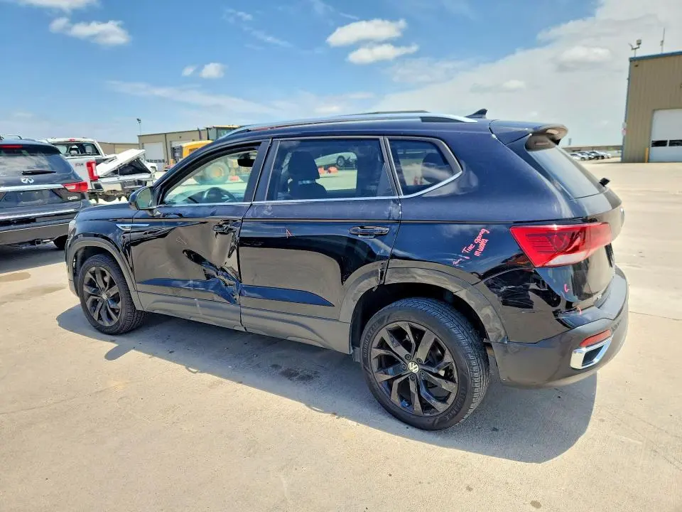 2022 VOLKSWAGEN TAOS SE  