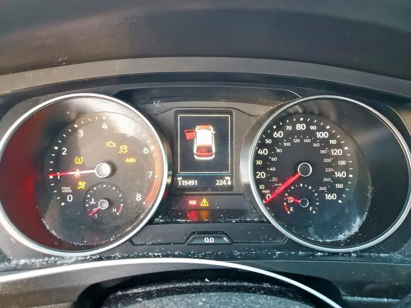 2018 VOLKSWAGEN TIGUAN S  