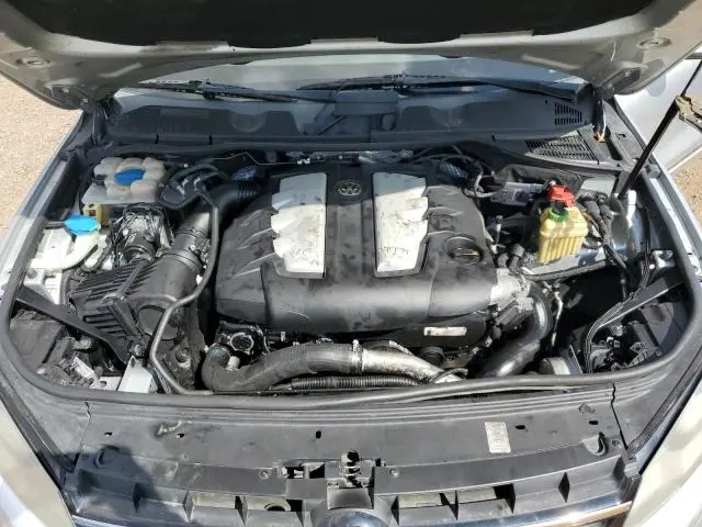 2012 VOLKSWAGEN TOUAREG V6 TDI  