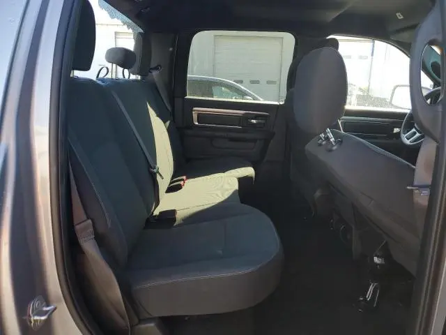 2022 RAM 1500 CLASSIC SLT  