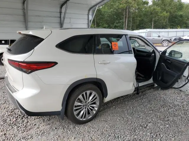 2021 TOYOTA HIGHLANDER PLATINUM  