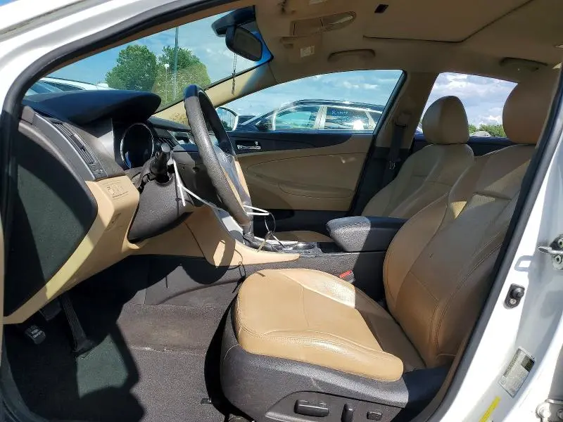 2011 HYUNDAI SONATA GLS  