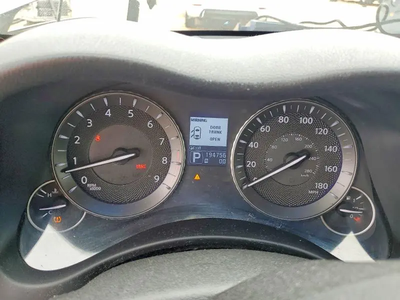 2012 INFINITI M37 X  