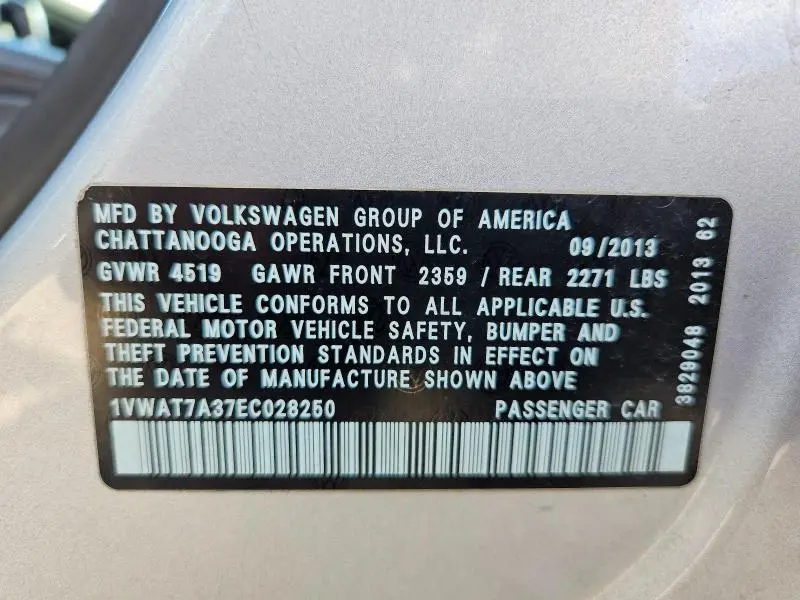 2014 VOLKSWAGEN PASSAT S  