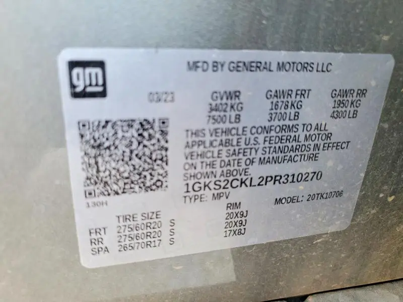 2023 GMC YUKON AT4  
