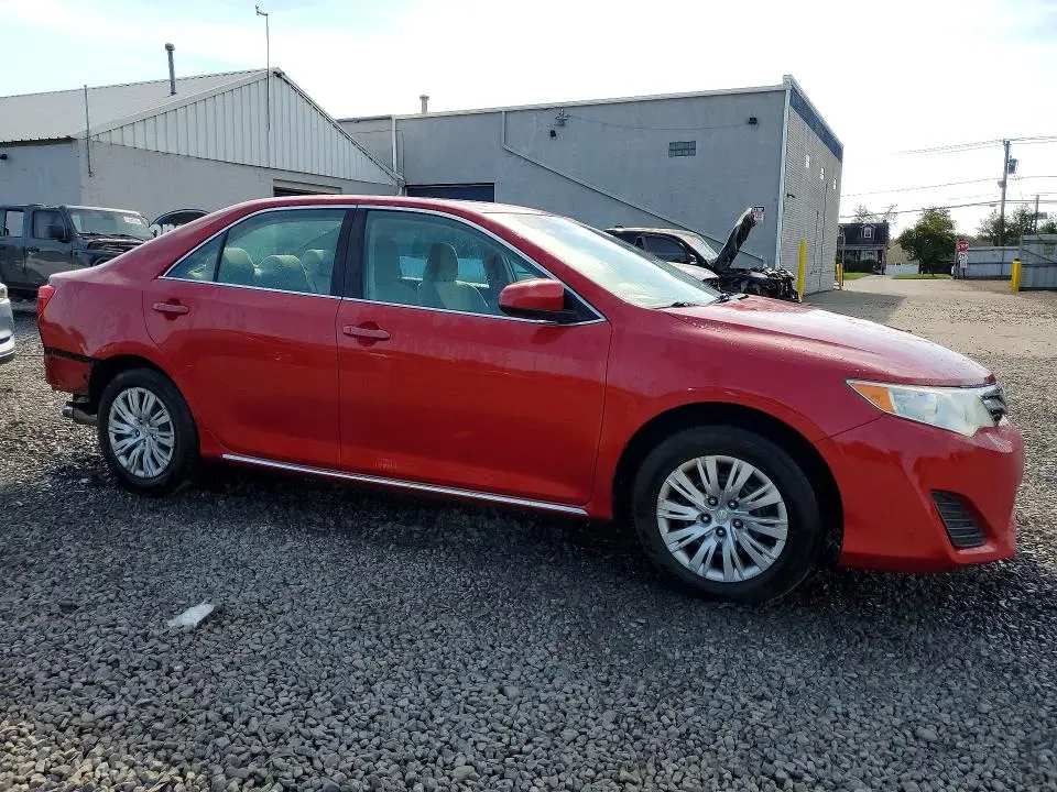 2012 TOYOTA CAMRY LE  