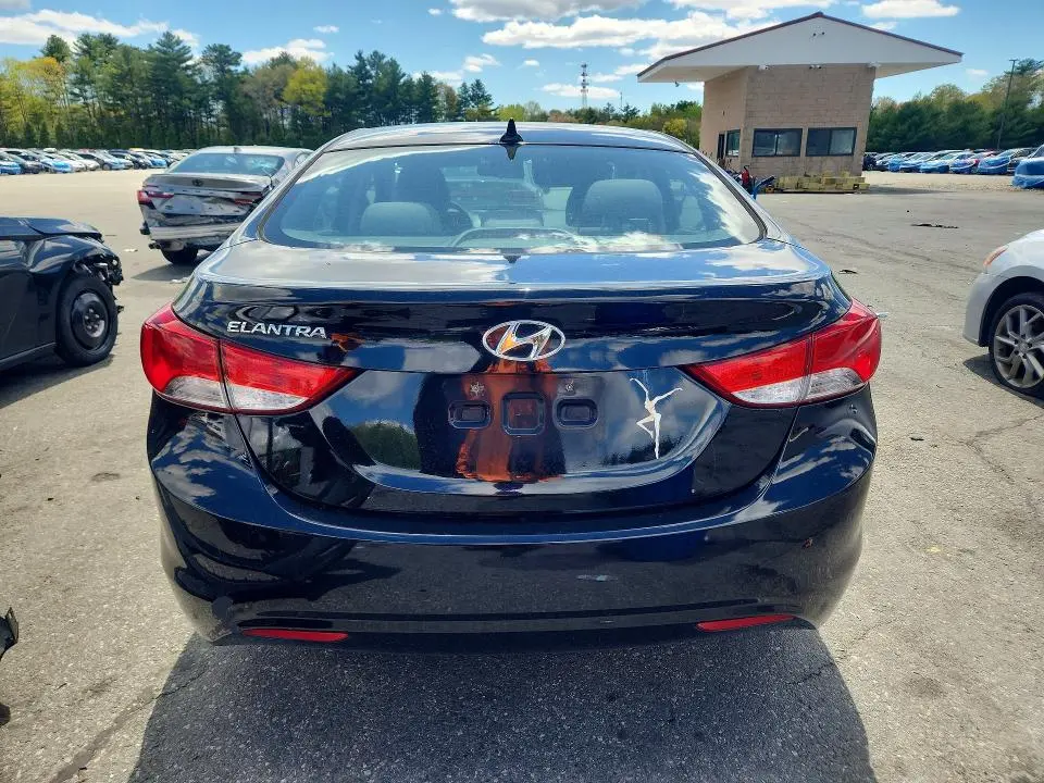 2012 HYUNDAI ELANTRA GLS  