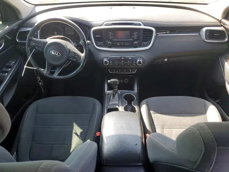 2016 KIA SORENTO LX V6  