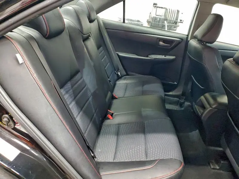 2015 TOYOTA CAMRY LE  