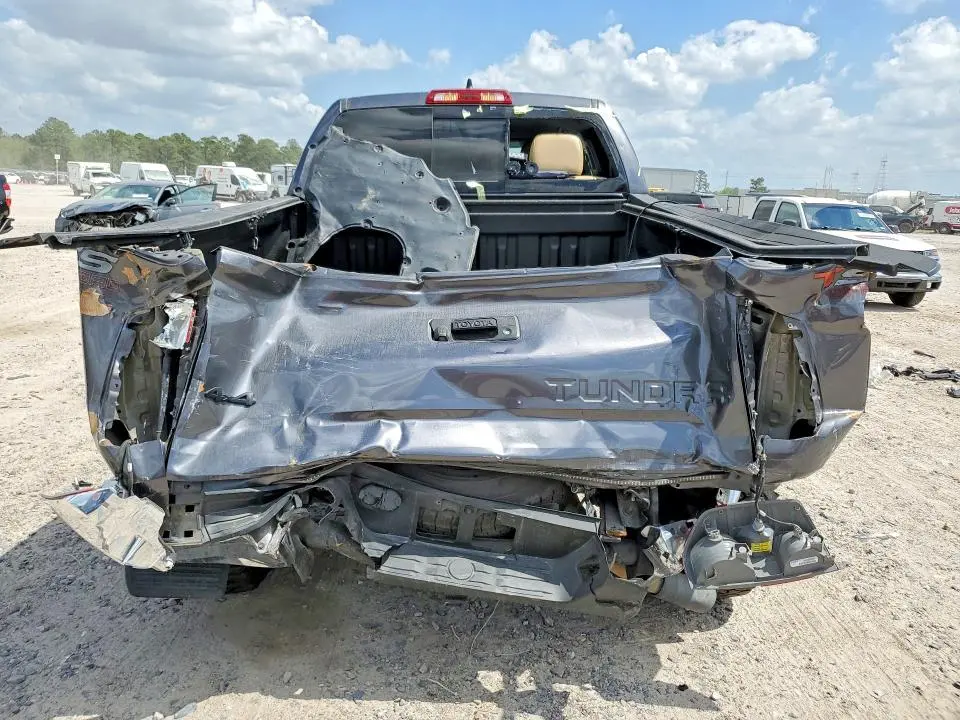 2021 TOYOTA TUNDRA SR5  