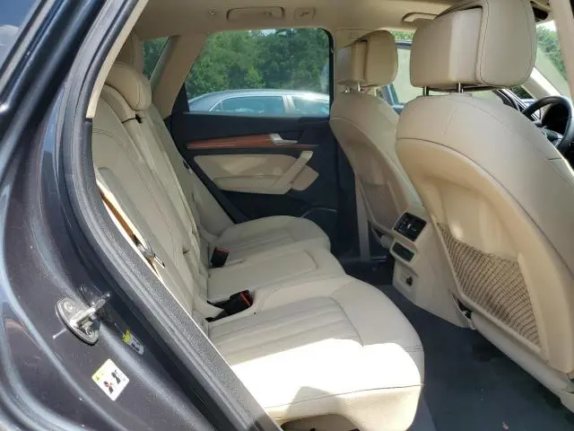 2021 AUDI Q5 PREMIUM  