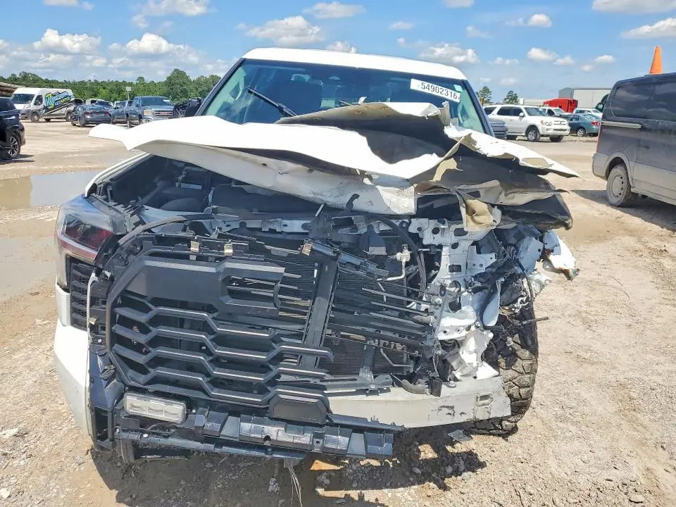 2023 TOYOTA TUNDRA SR5  
