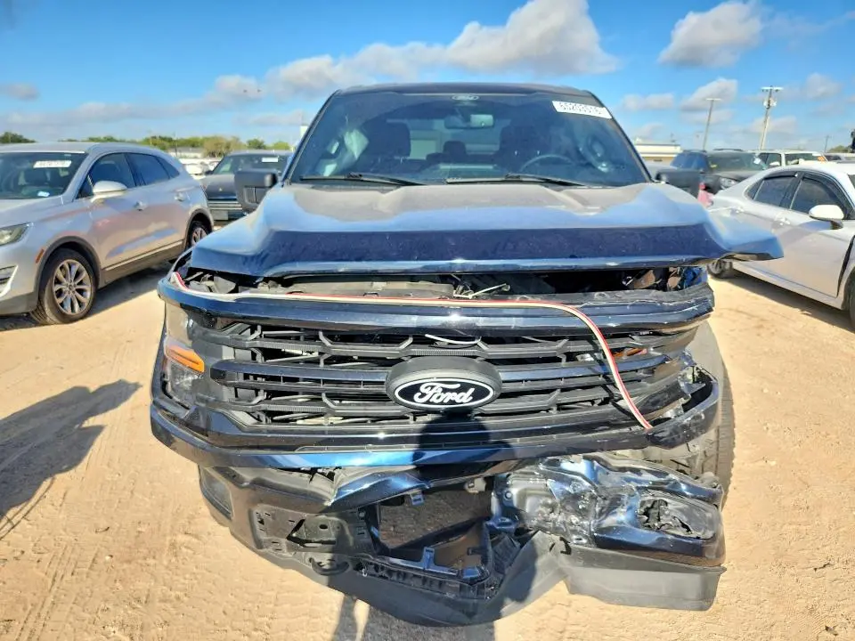 2024 FORD F150 XLT  