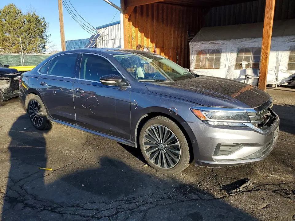 2022 VOLKSWAGEN PASSAT LIMITED EDITION  