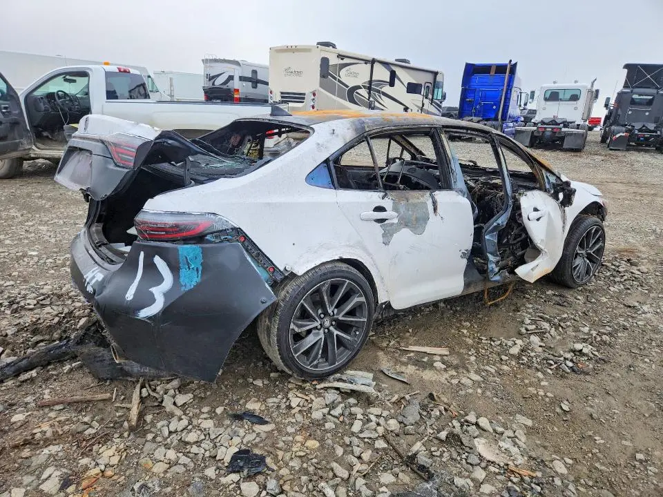 2021 TOYOTA COROLLA SE  